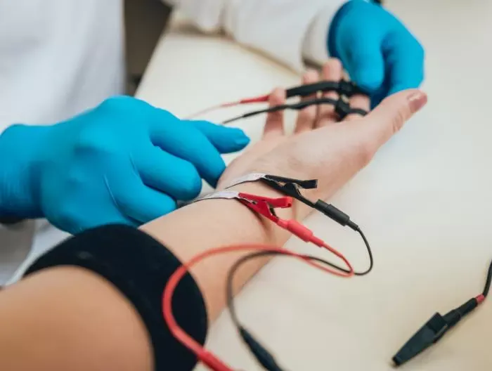 EMG (Elektromiyografi) Nedir? Kapak Resmi